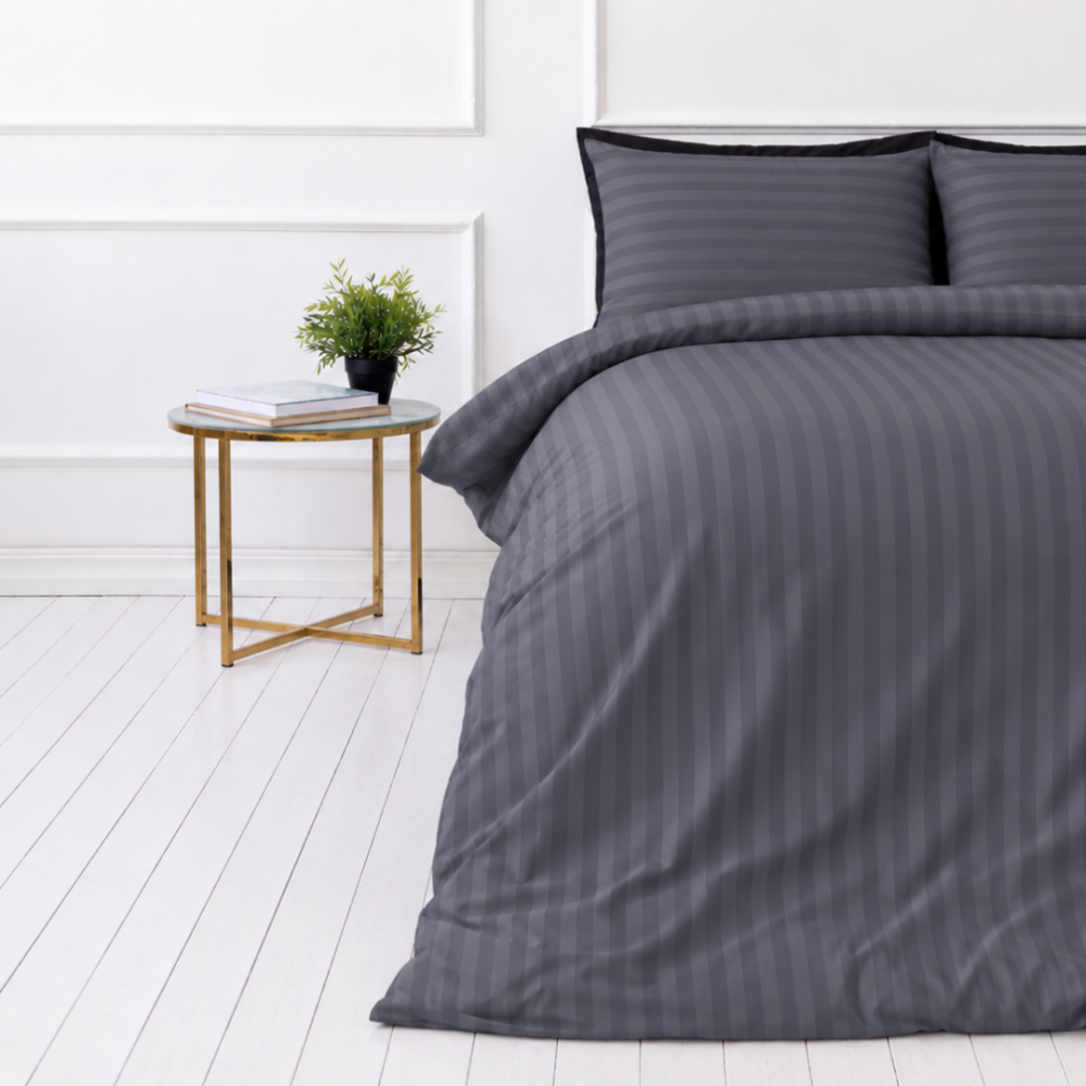 Bedding Set „Iron Stripes“. Gray bedding sets, 140x200 cm, 150x200 cm, 160x200 cm, 180x200 cm, 200x200 cm, 200x220 cm. Dark grey bedding set with elegant stripes, providing a sense of modernity and cleanliness.