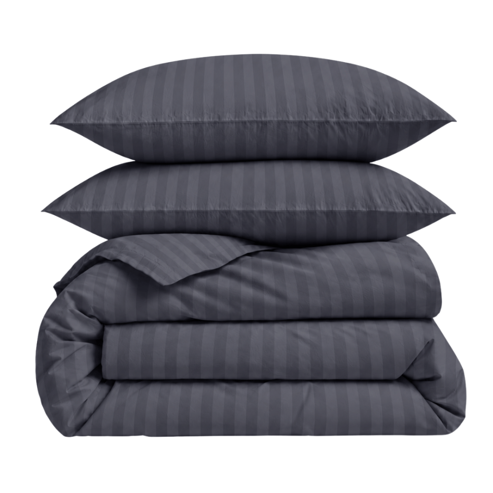 Bedding Set „Iron Stripes“. Gray bedding sets, 140x200 cm, 150x200 cm, 160x200 cm, 180x200 cm, 200x200 cm, 200x220 cm. Dark grey bedding set with subtle vertical stripes, creating an elegant and minimalist impression. Bedding Set „Iron Stripes“. Gray bedding sets, 140x200 cm, 150x200 cm, 160x200 cm, 180x200 cm, 200x200 cm, 200x220 cm. Dark grey bedding set with subtle vertical stripes, creating an elegant and minimalist impression.