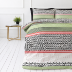 Bedding Set „Italy Wipe“. Green bedding set, 140x200 cm, 200x200 cm, 200x220 cm. Stylish bedding set in rich dark green and rose shades, highlighted by stripes in matching colors and charming circles in dark and white.