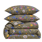 Bedding Set „Leafara“. Bedding sets 155x200, 140x200 cm, 150x200 cm, 160x200 cm, 180x200 cm, 200x200 cm, 200x220 cm, 220x240 cm. Green bedding set with delicate meadow flower pattern.