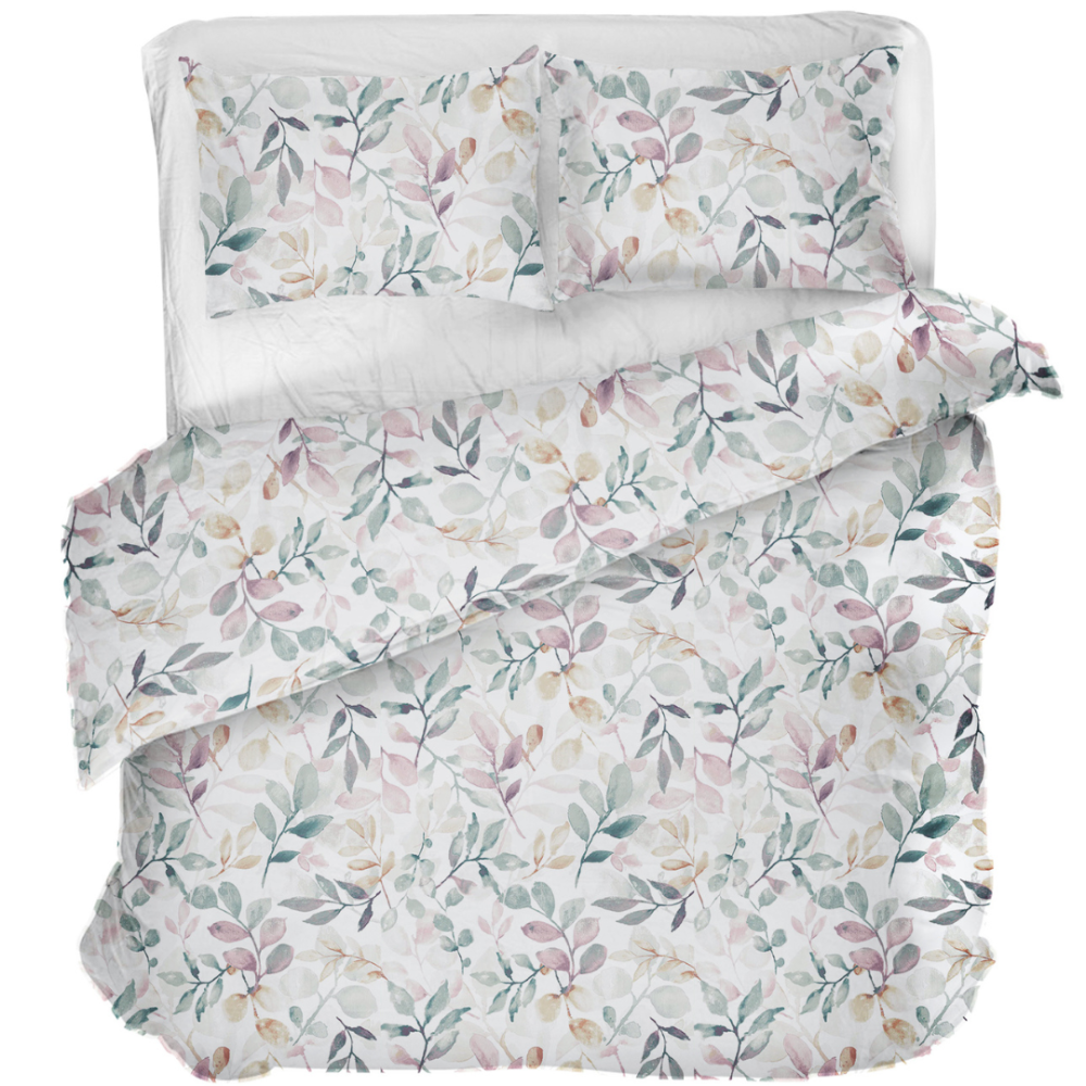 Bedding Set „Leaves Pastel“. Pink bedding, 140x200 cm, 200x200 cm, 200x220 cm. Bedding set with a pastel-colored leaf pattern on a white background.