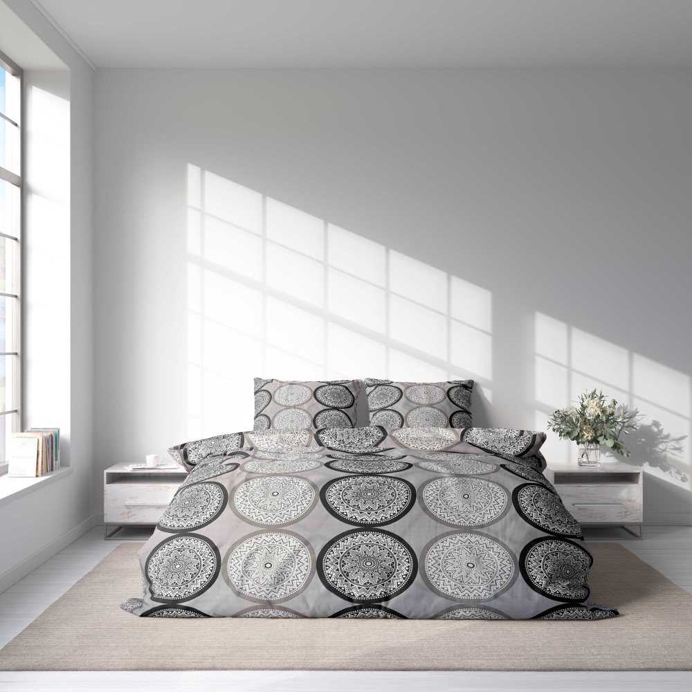 Bedding Set „Mandala“. Bedding sets 135x200, 140x200 cm, 200x200 cm, 200x220 cm. Grey bedding set decorated with intricate grey, white, and black mandala designs, creating a serene and elegant atmosphere in your bedroom.