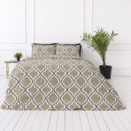 Bedding Set „Moroccan Beige“. Beige bedding sets, 140x200 cm, 150x200 cm, 160x200 cm, 180x200 cm, 200x200 cm, 200x220 cm, 220x240 cm. Geometric bedding set with white ornaments and sand colored background Bedding Set „Moroccan Beige“. Beige bedding sets, 140x200 cm, 150x200 cm, 160x200 cm, 180x200 cm, 200x200 cm, 200x220 cm, 220x240 cm. Geometric bedding set with white ornaments and sand colored background