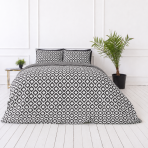 Bedding Set „Moroccan Veil“. Patterned bedding sets, 140x200 cm, 200x200 cm, 200x220 cm. Bedding set with a white base and grey decorative motifs Bedding Set „Moroccan Veil“. Patterned bedding sets, 140x200 cm, 200x200 cm, 200x220 cm. Bedding set with a white base and grey decorative motifs