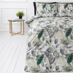 Bedding Set „Natural Emporium“. Green bedding set, 140x200 cm, 200x200 cm, 200x220 cm. Bedding set with natural botanical patterns in green and brown tones, creating a calm and natural impression.
