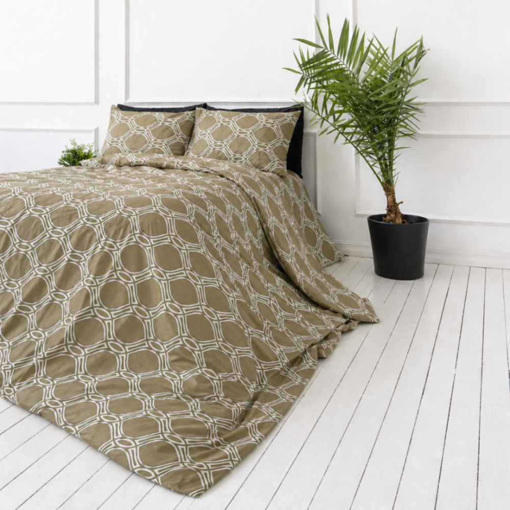 Bedding Set „Olive Orbit“. Bedding sets 155x200, 140x200 cm, 150x200 cm, 160x200 cm, 180x200 cm, 200x200 cm, 200x220 cm, 220x240 cm Bedding Set „Olive Orbit“. Bedding sets 155x200, 140x200 cm, 150x200 cm, 160x200 cm, 180x200 cm, 200x200 cm, 200x220 cm, 220x240 cm