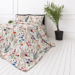 Bedding Set „Ophelia“. Bedding sets 155x200, 140x200 cm, 150x200 cm, 160x200 cm, 180x200 cm, 200x200 cm, 200x220 cm, 220x240 cm. Red poppies, blue cornflowers and white daisies on the bedding’s white background. Bedding Set „Ophelia“. Bedding sets 155x200, 140x200 cm, 150x200 cm, 160x200 cm, 180x200 cm, 200x200 cm, 200x220 cm, 220x240 cm. Red poppies, blue cornflowers and white daisies on the bedding’s white background.