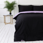 Bedding Set „Ozai Orchid“. Bedding sets 155x200, 140x200 cm, 150x200 cm, 160x200 cm, 180x200 cm, 200x200 cm, 200x220 cm, 220x240 cm. Modern reversible bedding set in black with lavender accent.