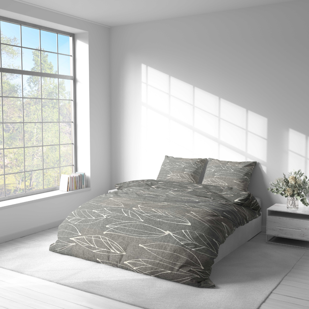 Bedding Set „Painted Breeze“. Bedding sets 135x200, 140x200 cm, 200x200 cm, 200x220 cm. Elegant grey bedding set adorned with delicately drawn leaves, adding a touch of nature-inspired charm to your sleep space.