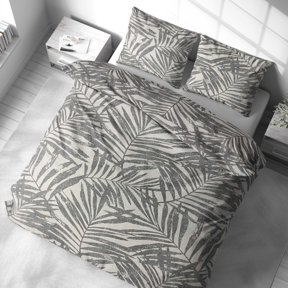 Bedding Set „Palm Drift“. Bedding sets 135x200, 140x200 cm, 200x200 cm, 200x220 cm, 220x240 cm. Light-colored bedding set featuring playful palm leaf designs, adding a breezy, vacation-like feel to your sleep space.