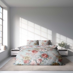 Bedding Set „Peony“. Bedding sets with plants, 140x200 cm, 200x200 cm, 200x220 cm. Soothing bluish bedding adorned with peonies in pink and sandy shades.