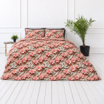 Bedding Set „Rosy Whisper“. Bedding sets 155x200, 140x200 cm, 150x200 cm, 160x200 cm, 180x200 cm, 200x200 cm, 200x220 cm, 220x240 cm. Bedding set in warm sand and coral tones with a floral pattern. Bedding Set „Rosy Whisper“. Bedding sets 155x200, 140x200 cm, 150x200 cm, 160x200 cm, 180x200 cm, 200x200 cm, 200x220 cm, 220x240 cm. Bedding set in warm sand and coral tones with a floral pattern.