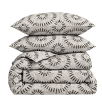 Bedding Set „Round Robin“. Bedding sets 135x200, 140x200 cm, 200x200 cm, 200x220 cm. Bedding set with black geometric patterns on a light background Bedding Set „Round Robin“. Bedding sets 135x200, 140x200 cm, 200x200 cm, 200x220 cm. Bedding set with black geometric patterns on a light background