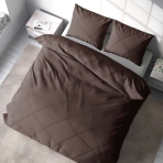 Bedding Set „Shaved chocolat“. Brown bedding sets, 140x200 cm, 200x200 cm, 200x220 cm. Bold dark brown bedding set, lending a sense of depth and richness to your sleeping space.