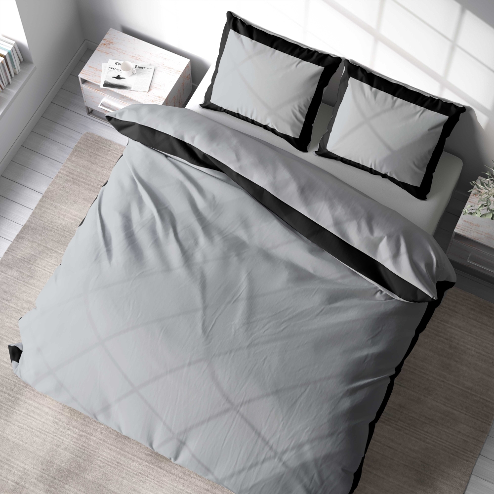 Bedding Set „Squared Light“. Patterned bedding sets, 200x220 cm. Beautiful light grey bedding with a striking black outline, offering a stylish and refined aesthetic.