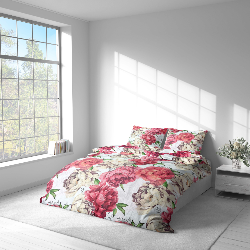 Bedding Set „Timeless Elegance“. Bedding sets 155x200, 140x200 cm, 150x200 cm, 160x200 cm, 180x200 cm, 200x200 cm, 200x220 cm, 220x240 cm. Soft-toned bedding with a watercolor floral pattern on a light background