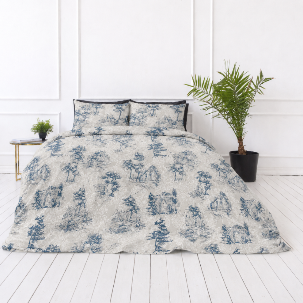 Bedding Set „Toile De Jouy Classic“. Gray bedding sets, 140x200 cm, 200x200 cm, 200x220 cm. The design is complemented by white botanical lines intertwining tree silhouettes and decorative elements, adding a sense of lightness to the pattern. Bedding Set „Toile De Jouy Classic“. Gray bedding sets, 140x200 cm, 200x200 cm, 200x220 cm. The design is complemented by white botanical lines intertwining tree silhouettes and decorative elements, adding a sense of lightness to the pattern.