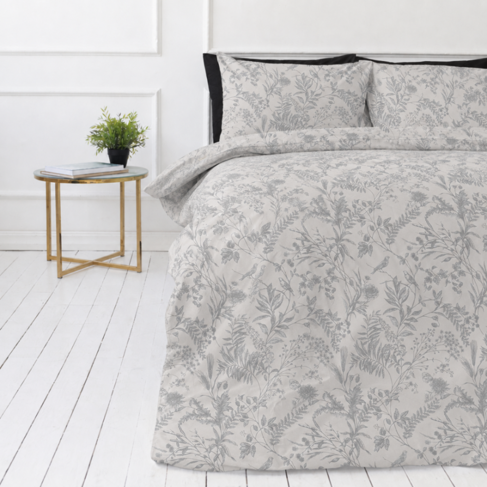 Bedding Set „Trel“. Gray bedding sets, 140x200 cm, 200x200 cm, 200x220 cm. Soft grey bedding set adorned with intricate grey forest flowers, adding a touch of nature to your space. Bedding Set „Trel“. Gray bedding sets, 140x200 cm, 200x200 cm, 200x220 cm. Soft grey bedding set adorned with intricate grey forest flowers, adding a touch of nature to your space.