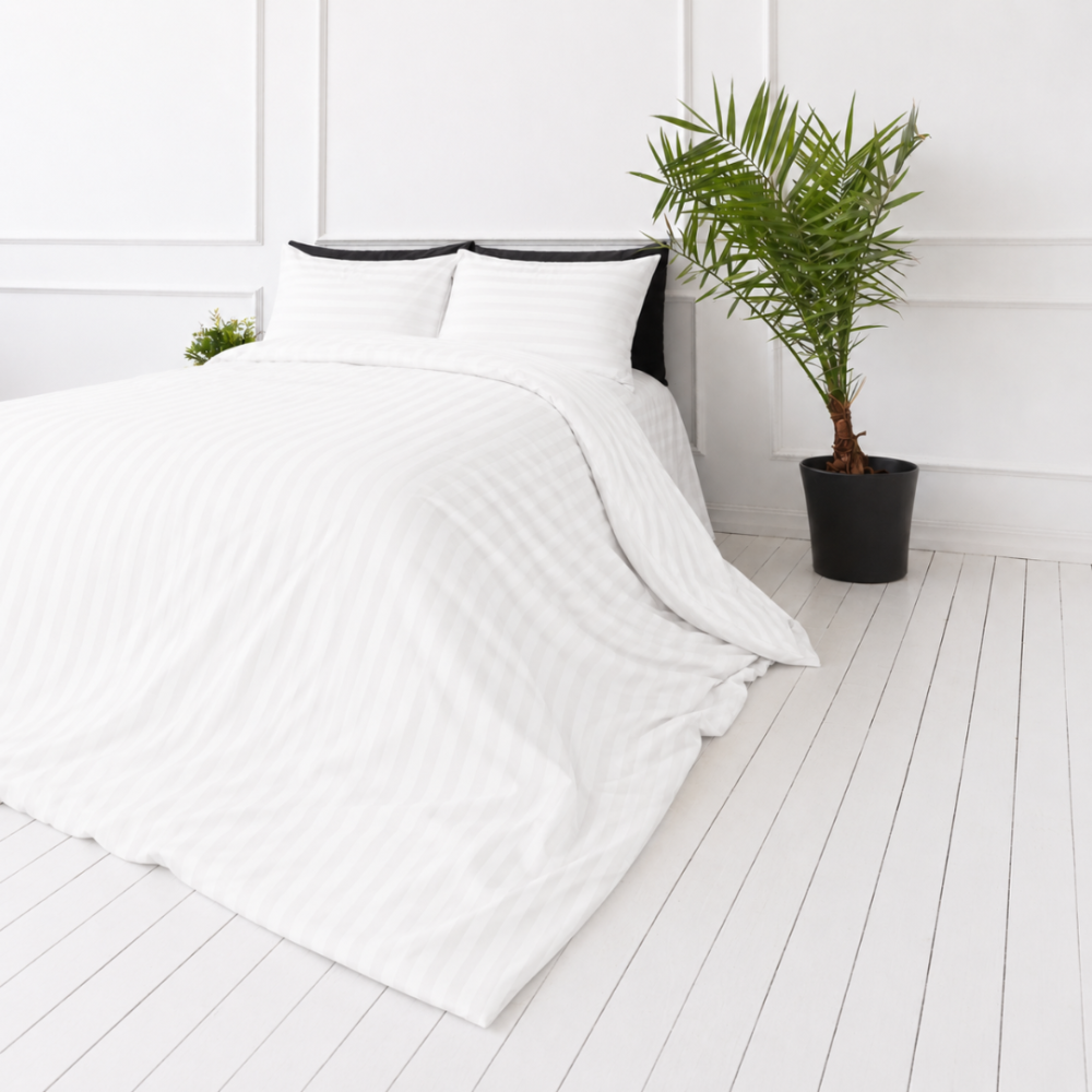 Bedding Set „White Stripes“. Patterned bedding sets, 140x200 cm, 150x200 cm, 160x200 cm, 180x200 cm, 200x200 cm, 200x220 cm. Crisp white bedding set with a refined stripe pattern for a clean, modern look. Bedding Set „White Stripes“. Patterned bedding sets, 140x200 cm, 150x200 cm, 160x200 cm, 180x200 cm, 200x200 cm, 200x220 cm. Crisp white bedding set with a refined stripe pattern for a clean, modern look.
