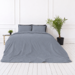 Percale Bedding Set „Tradewinds Percale“. Bedding sets 150x200, 140x200 cm, 150x200 cm, 160x200 cm, 180x200 cm, 200x200 cm, 200x220 cm, 220x240 cm. Solid pillowcases in a cool blue-grey shade. Percale Bedding Set „Tradewinds Percale“. Bedding sets 150x200, 140x200 cm, 150x200 cm, 160x200 cm, 180x200 cm, 200x200 cm, 200x220 cm, 220x240 cm. Solid pillowcases in a cool blue-grey shade.