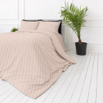 Premium Sateen Bedding Set „Classic Coffee Stripe Sateen“. Mako cotton sateen bedding, 140x200 cm, 150x200 cm, 160x200 cm, 180x200 cm, 200x200 cm, 200x220 cm, 220x240 cm. Pinkish beige duvet cover with vertical stripes.