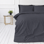 Premium Sateen Bedding Set „Dark Grey Stripe Sateen“. Mako cotton sateen bedding, 140x200 cm, 150x200 cm, 160x200 cm, 180x200 cm, 200x200 cm, 200x220 cm, 220x240 cm. Graphite grey bedding with alternating lighter and darker stripes.