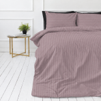 Premium Sateen Bedding Set „Grape Stripe Sateen“. Mako cotton sateen bedding, 140x200 cm, 150x200 cm, 160x200 cm, 180x200 cm, 200x200 cm, 200x220 cm, 220x240 cm. Greyish pink bedding with a pattern of lighter and darker stripes. Premium Sateen Bedding Set „Grape Stripe Sateen“. Mako cotton sateen bedding, 140x200 cm, 150x200 cm, 160x200 cm, 180x200 cm, 200x200 cm, 200x220 cm, 220x240 cm. Greyish pink bedding with a pattern of lighter and darker stripes.
