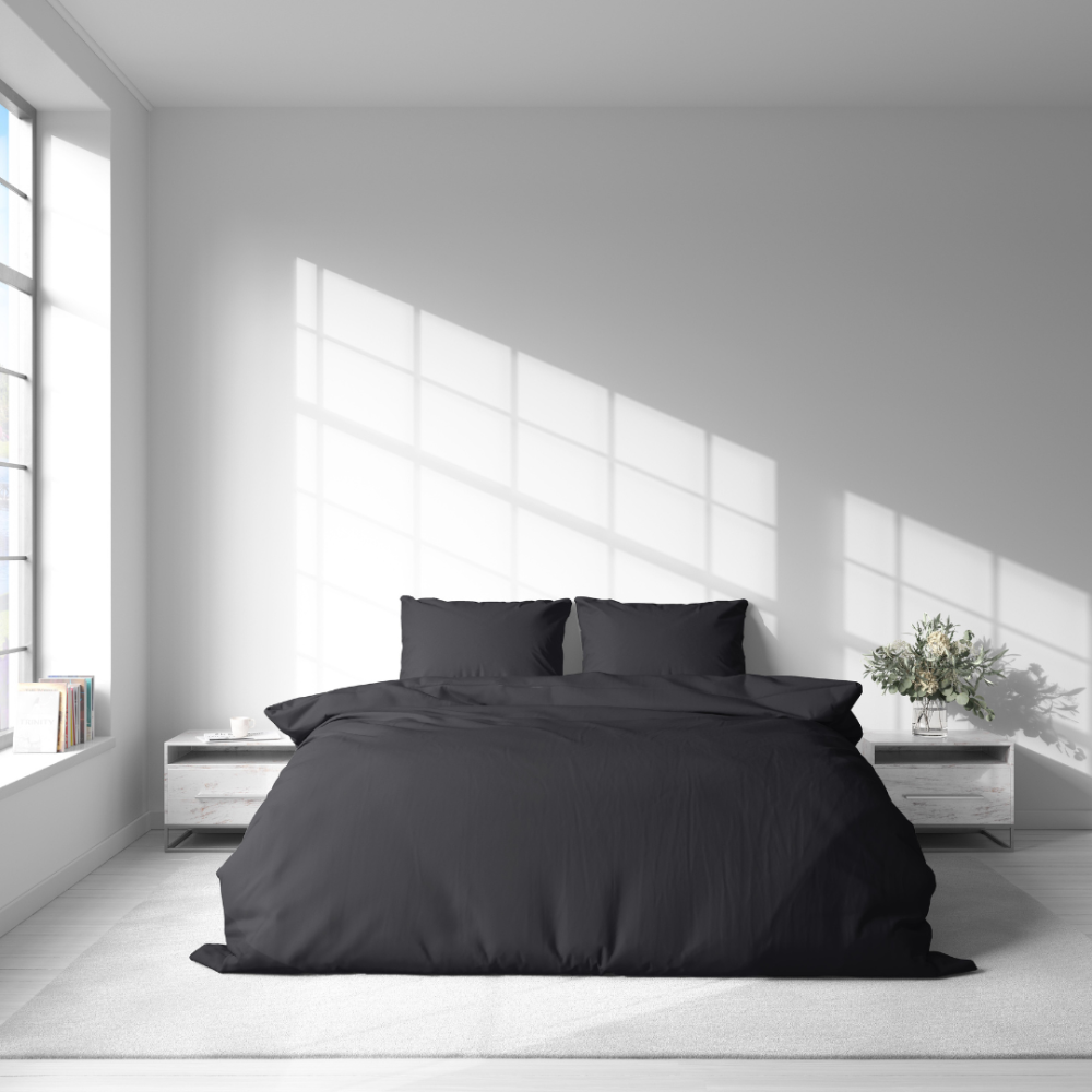 Premium Sateen Bedding Set „Graphite Satin“. Bedding sets 135x200, 140x200 cm, 200x200 cm, 200x220 cm. Bedding set with a subtle design in deep gray color.