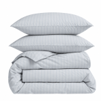 Premium Sateen Bedding Set „Light Gray Stripe Satin“. Bedding sets 135x200, 140x200 cm, 200x200 cm. Light gray bedding set with subtle stripes. Premium Sateen Bedding Set „Light Gray Stripe Satin“. Bedding sets 135x200, 140x200 cm, 200x200 cm. Light gray bedding set with subtle stripes.