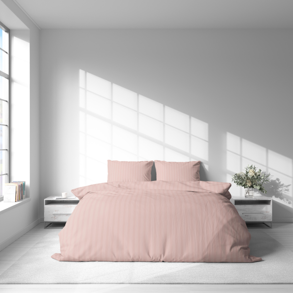 Premium Sateen Bedding Set „Peachy Stripe Satin“. Bedding sets 135x200, 140x200 cm, 200x200 cm. Cotton bedding set in peach color with thin stripes.