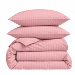 Premium Sateen Bedding Set „Seashell Pink Stripe Sateen“. Mako cotton sateen bedding, 140x200 cm, 150x200 cm, 160x200 cm, 180x200 cm, 200x200 cm, 200x220 cm, 220x240 cm. Pink coral striped bedding set in a soft and airy interior Premium Sateen Bedding Set „Seashell Pink Stripe Sateen“. Mako cotton sateen bedding, 140x200 cm, 150x200 cm, 160x200 cm, 180x200 cm, 200x200 cm, 200x220 cm, 220x240 cm. Pink coral striped bedding set in a soft and airy interior