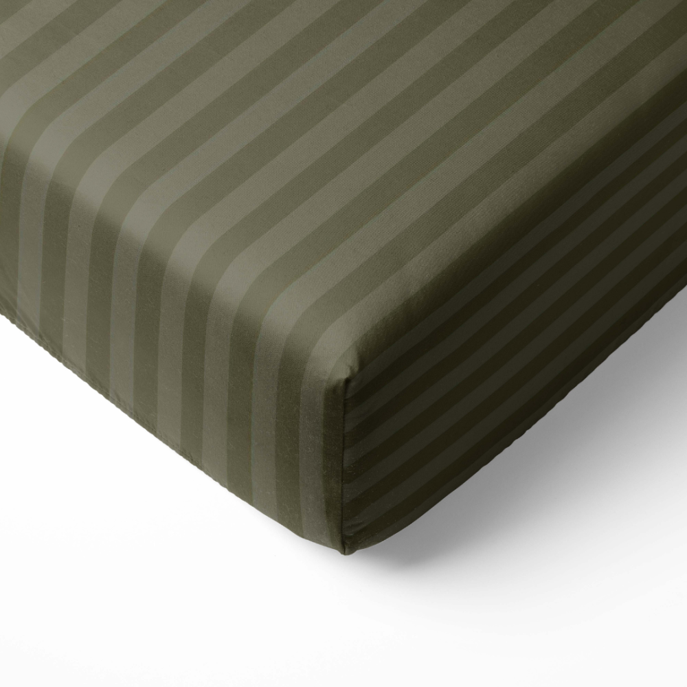 Satin Bed Sheet „Moss Green Stripe Satin flat sheet“, 150x220 cm, 200x220 cm, 220x240 cm. Dark olive fitted sheet with horizontal satin stripes