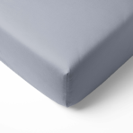 Satin fitted sheet "Moon Grey Satin fitted sheet". Fitted sheets 160x200, 90x200 cm, 140x200 cm, 160x200 cm, 180x200 cm. Pastel grey fitted sheet with a clean, pattern-free look