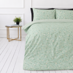 Sateen Bedding Set „Carlone“. Bedding sets 135x200, 140x200 cm, 200x200 cm, 200x220 cm. Light green cotton satin bedding set with a delicate floral pattern Sateen Bedding Set „Carlone“. Bedding sets 135x200, 140x200 cm, 200x200 cm, 200x220 cm. Light green cotton satin bedding set with a delicate floral pattern