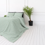 Sateen Bedding Set „Carlone“. Bedding sets 135x200, 140x200 cm, 200x200 cm, 200x220 cm. Mint-colored bedding with subtle white and cream blossoms Sateen Bedding Set „Carlone“. Bedding sets 135x200, 140x200 cm, 200x200 cm, 200x220 cm. Mint-colored bedding with subtle white and cream blossoms