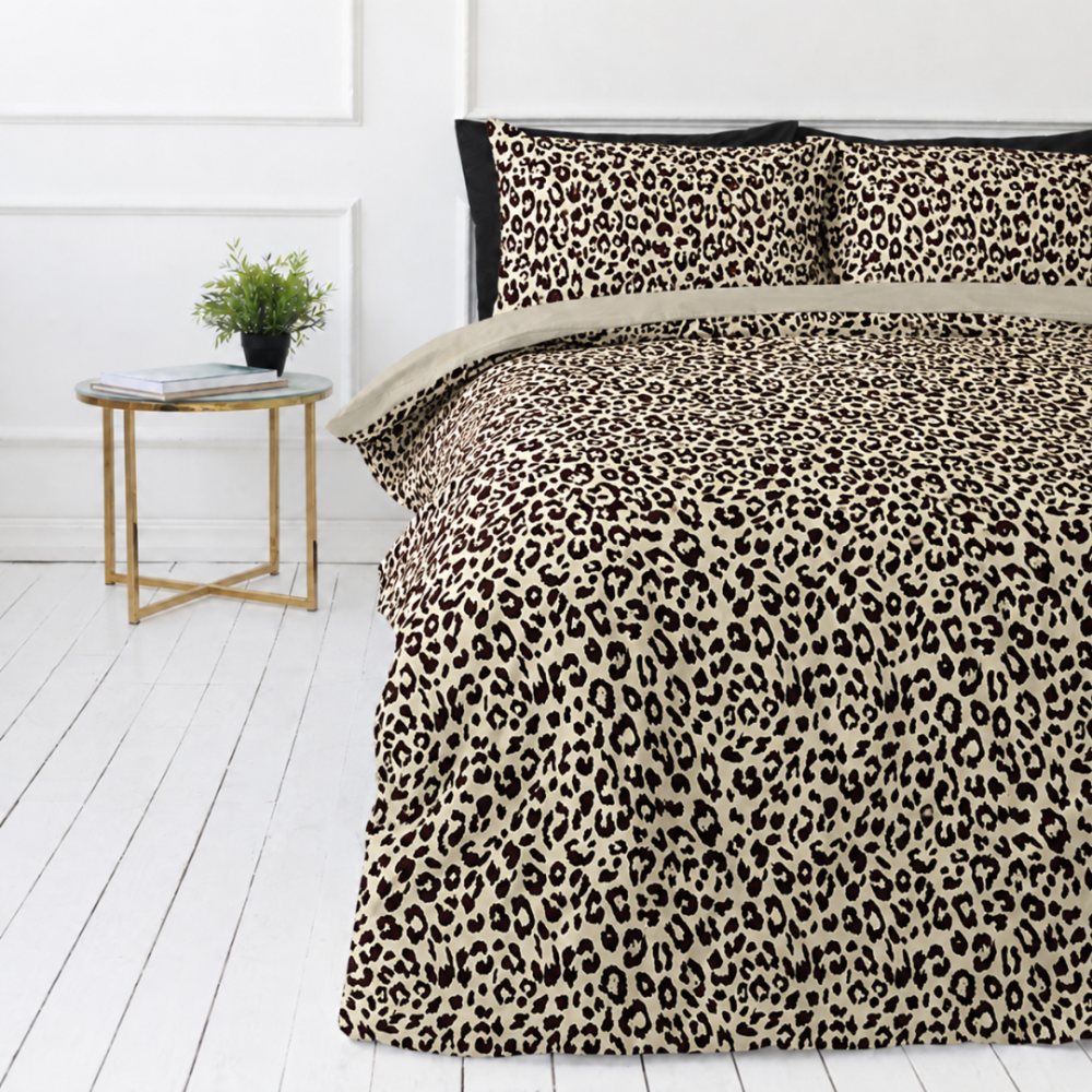 Sateen Bedding Set „Exotic Leopard“. Beige bedding sets, 140x200 cm, 200x200 cm, 200x220 cm. Cotton satin bedding set with a leopard pattern