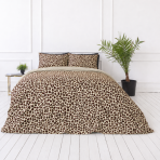 Sateen Bedding Set „Exotic Leopard“. Beige bedding sets, 140x200 cm, 200x200 cm, 200x220 cm. Animal print cotton satin bedding with a light base
