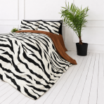 Sateen Bedding Set „Exotic Zebra“. Bedding sets 135x200, 140x200 cm, 200x200 cm, 200x220 cm. White bedding with bold black zebra-style stripes Sateen Bedding Set „Exotic Zebra“. Bedding sets 135x200, 140x200 cm, 200x200 cm, 200x220 cm. White bedding with bold black zebra-style stripes
