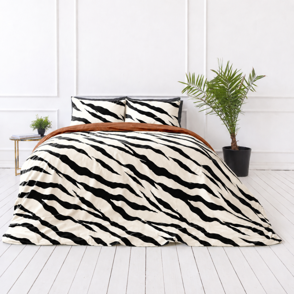 Sateen Bedding Set „Exotic Zebra“. Bedding sets 135x200, 140x200 cm, 200x200 cm, 200x220 cm. Animal print cotton satin bedding with black stripes Sateen Bedding Set „Exotic Zebra“. Bedding sets 135x200, 140x200 cm, 200x200 cm, 200x220 cm. Animal print cotton satin bedding with black stripes