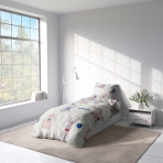 Premium Sateen Bedding Set „Hare“. Patterned bedding sets, 140x200 cm. Adorable kids bedding set featuring a light background with grey and light brown rabbits, creating a playful and inviting atmosphere.