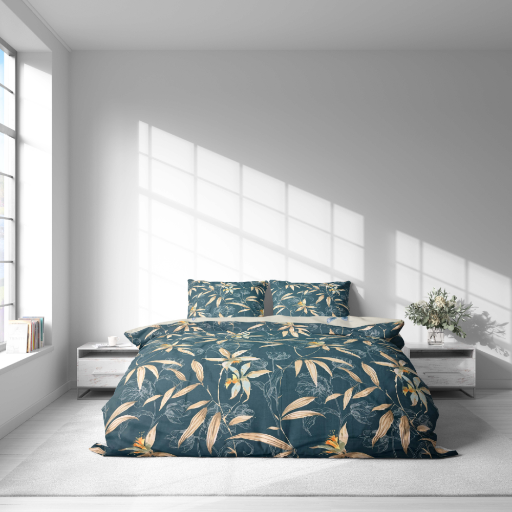 Sateen Bedding Set „Myrtle Tangle“. Bedding sets 150x200, 140x200 cm, 150x200 cm, 160x200 cm, 180x200 cm, 200x200 cm, 200x220 cm. Dark teal bedding set with delicate floral motifs