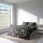 Sateen Bedding Set „Night Flowers“. Bedding sets 155x200, 140x200 cm, 200x200 cm, 200x220 cm. Black bedding set with beautiful white country flowers for a chic look.