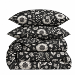 Sateen Bedding Set „Night Flowers“. Bedding sets 155x200, 140x200 cm, 200x200 cm, 200x220 cm. Stylish black bedding set adorned with delicate white country flowers. Sateen Bedding Set „Night Flowers“. Bedding sets 155x200, 140x200 cm, 200x200 cm, 200x220 cm. Stylish black bedding set adorned with delicate white country flowers.
