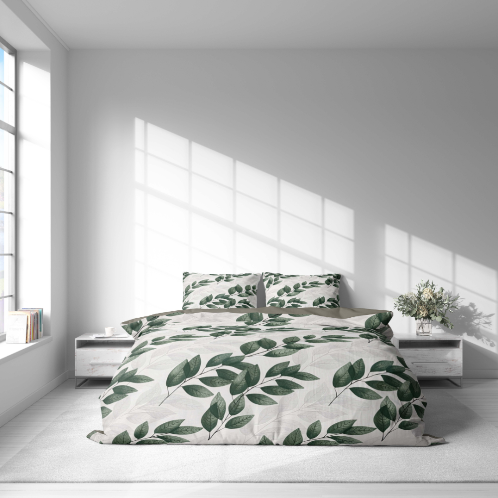 Sateen Bedding Set „Viridelle“. Bedding sets 155x200, 140x200 cm, 150x200 cm, 160x200 cm, 180x200 cm, 200x200 cm, 200x220 cm. Light background bedding set with leaf motif