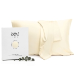 Silk pillowcase „Cream“. Pillowcases 50x60. Cream-colored silk pillowcase with a gift box. Silk pillowcase „Cream“. Pillowcases 50x60. Cream-colored silk pillowcase with a gift box.