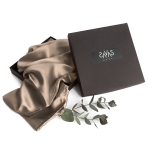 Silk Pillowcase „Saddle“. Pillowcases 50x60. Luxurious light brown silk pillowcase, combining elegance with a smooth, breathable fabric.