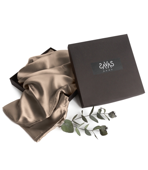 Silk Pillowcase „Saddle“. Silk pillowcases