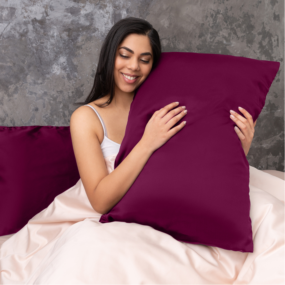 Silk Pillowcase „Sangria“. Pillowcases 50x60. Deep sangria color silk pillowcase with silky sheen