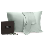 Silk Pillowcase „Spearmint“. Pillowcases 50x60. Mint-colored silk pillowcase with a cool, smooth texture for a refreshing and luxurious sleep experience.
