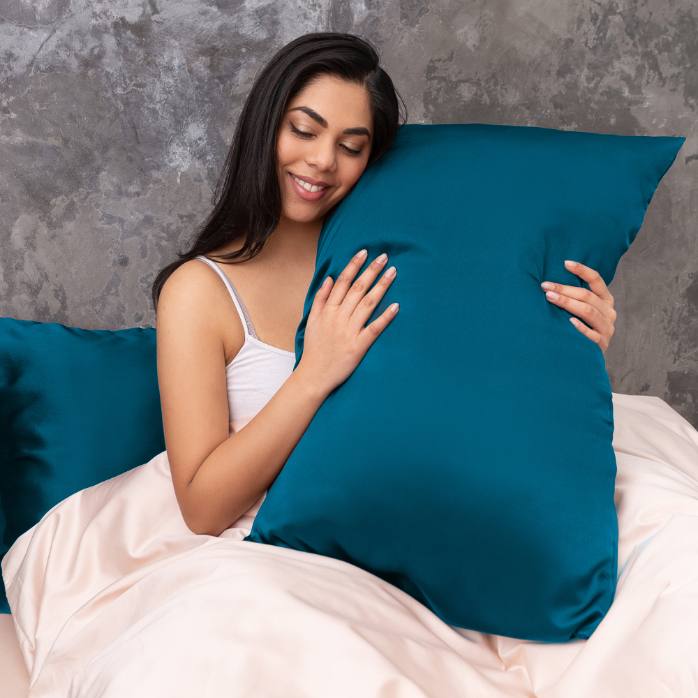 Silk Pillowcase „Turquoise“. Pillowcases 50x60. Soft turquoise silk pillowcase, adding opulence to your bed.